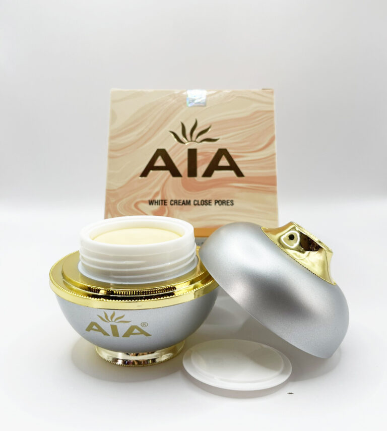 AIA kem dưỡng trắng da se khít chân lông AIA kem dưỡng trắng da se khít chân lông
