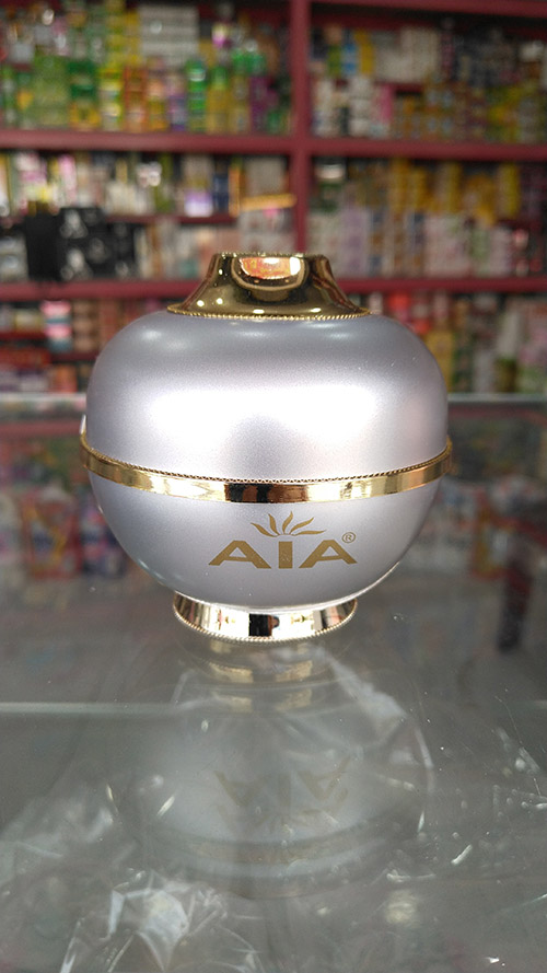 AIA kem dưỡng trắng ngừa thâm se khít chân lông 30g