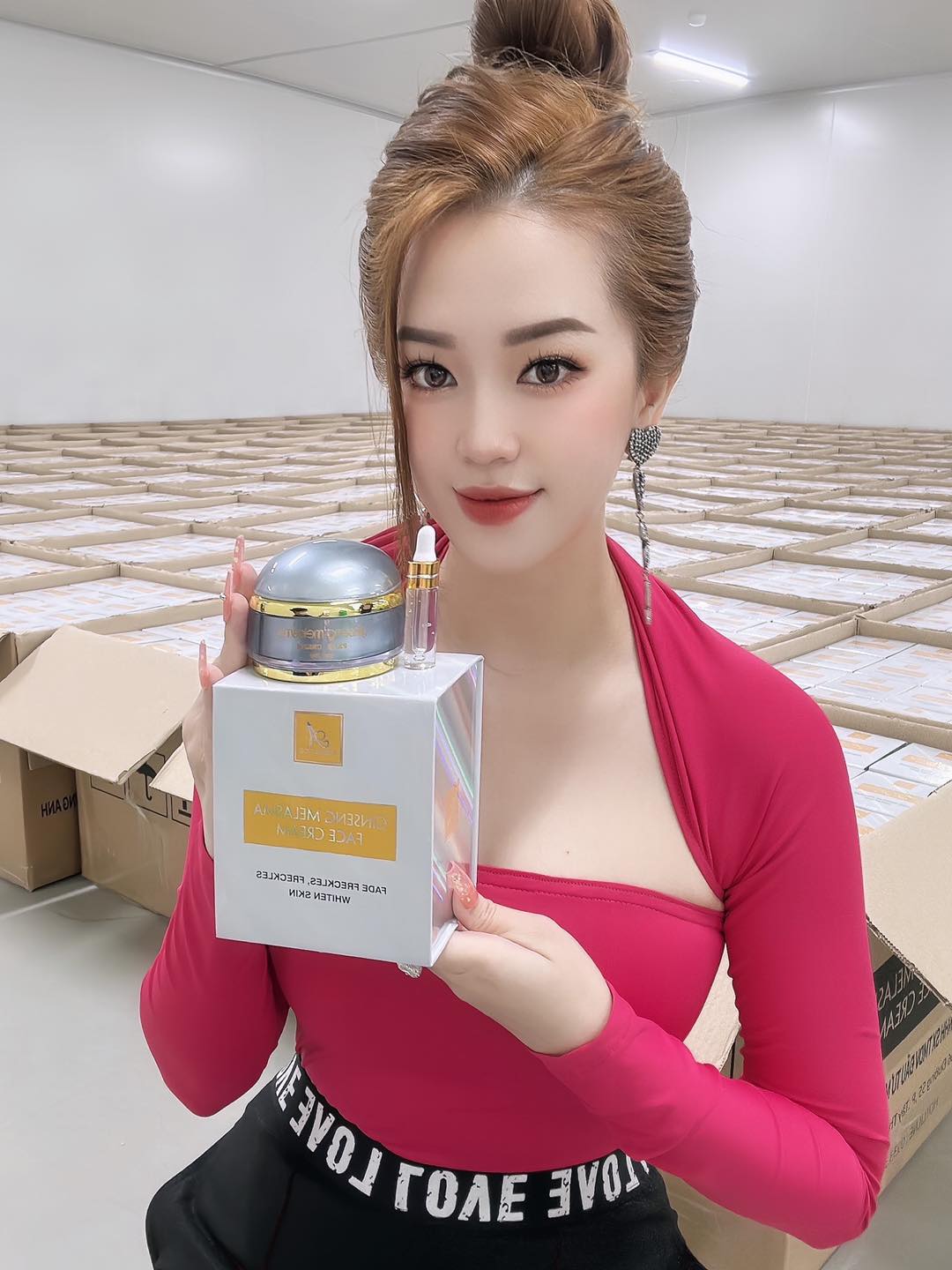 My-pham-Phuong-anh-A-cosmetics-kem-nam-tan-nhang-nhan-sam-myphamknk-3