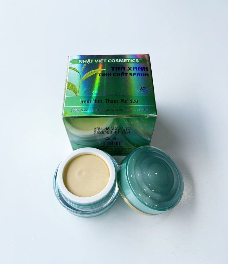 Trà xanh & Serum kem trị mụn thâm sẹo Trà xanh & Serum kem trị mụn thâm sẹo