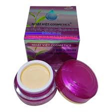 nhat-viet-tra-xanh-serum-kem-trang-da-ngua-lao-hoa-shopknk-1